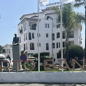https://luxurious-apartment-in-puerto-banus-marbella.1costadelsol.com